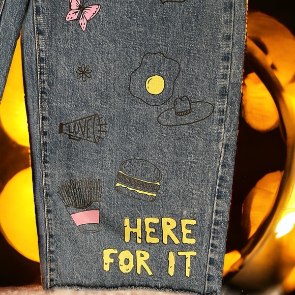 Wild Fable Jeans with Embellishments - Picture 6 of 8